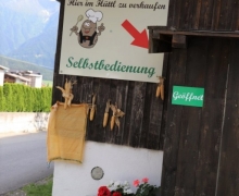 Frühe Erdäpfel – Im Hüttl am Hof